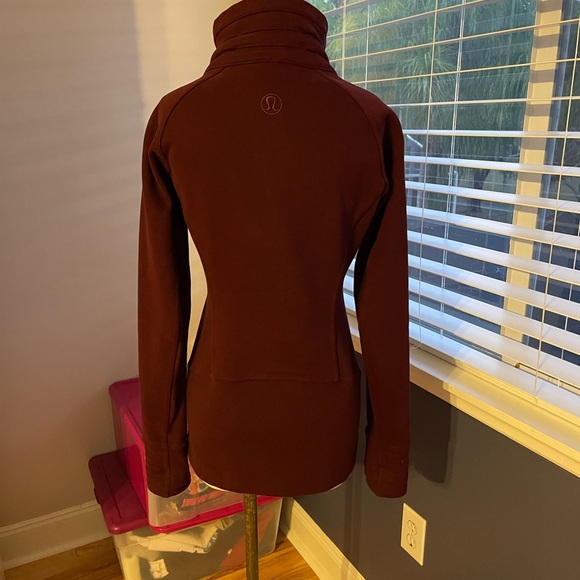 Lululemon Scuba hoodie - Picture 2 of 5